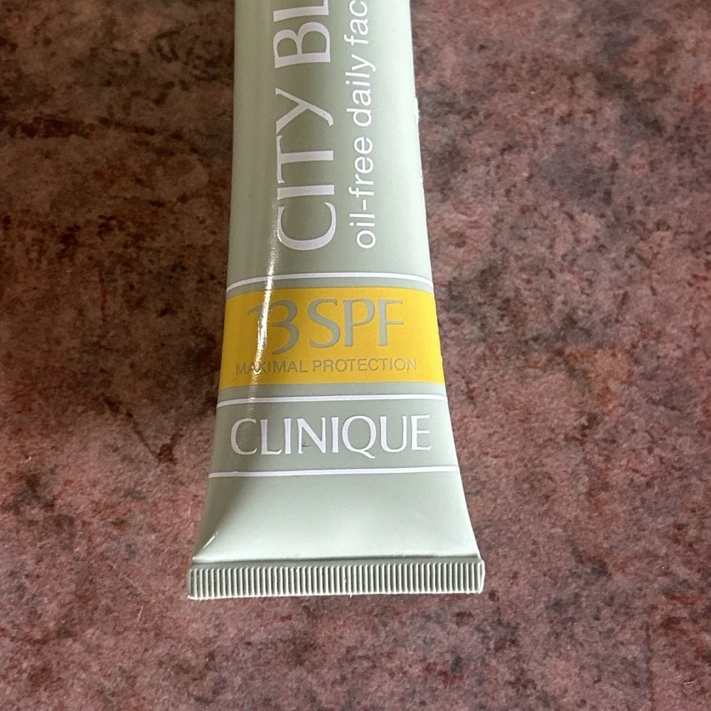 Clinique Sun Care Lot Body  SPF 30 City block Face SPF 13  New And HTF